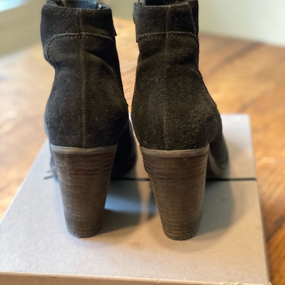 Vic Italian black suede booties, size 8. - Picture 5 of 5